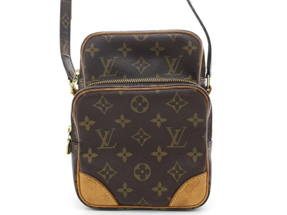 LOUIS VUITTON Amazon Shoulder Bag Pochette Monogram